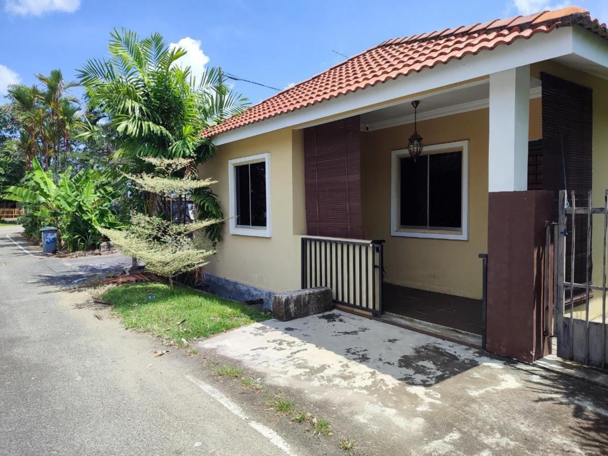 Mini Green Homestay Kulai Exteriér fotografie